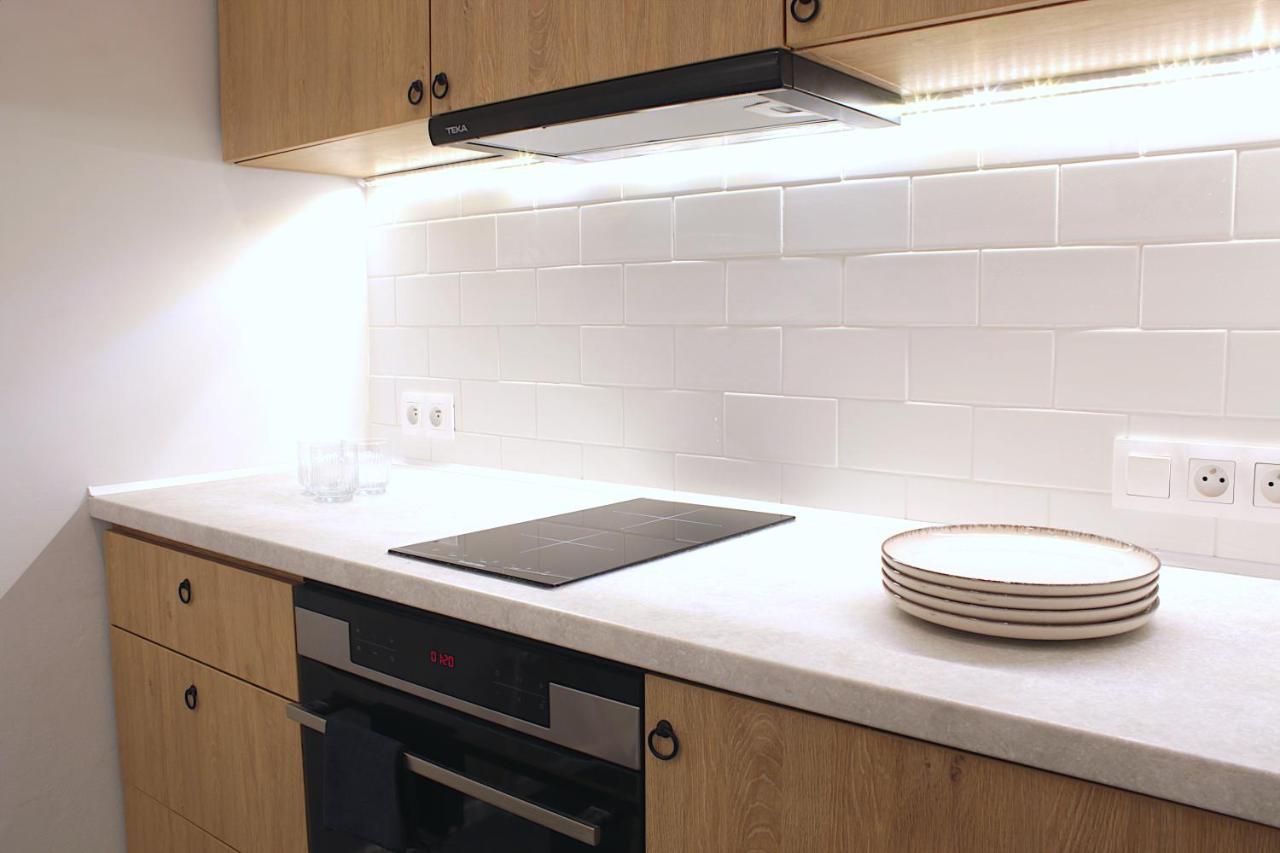 Kana - Stylish Apartment In Krakow Pomorska - Close, Wifi, Smart Tv Luaran gambar