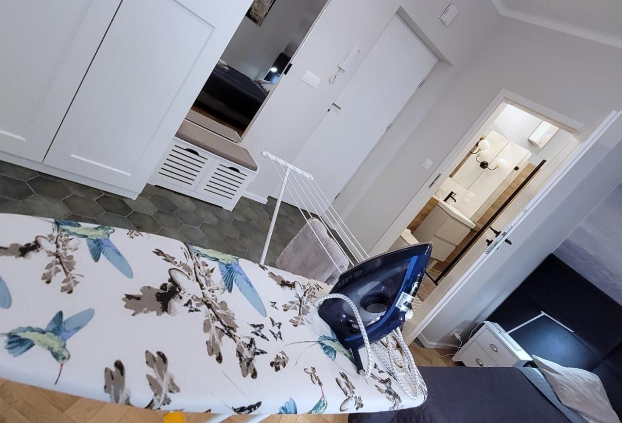 Kana - Stylish Apartment In Krakow Pomorska - Close, Wifi, Smart Tv Luaran gambar